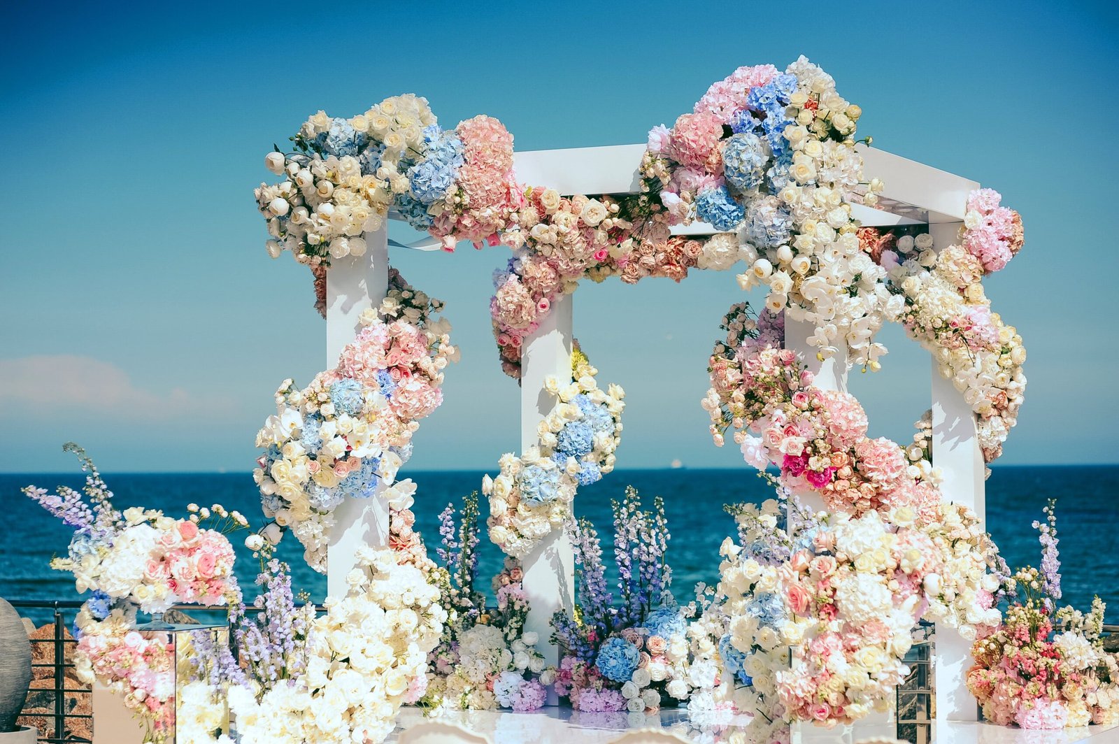 Flower decorators